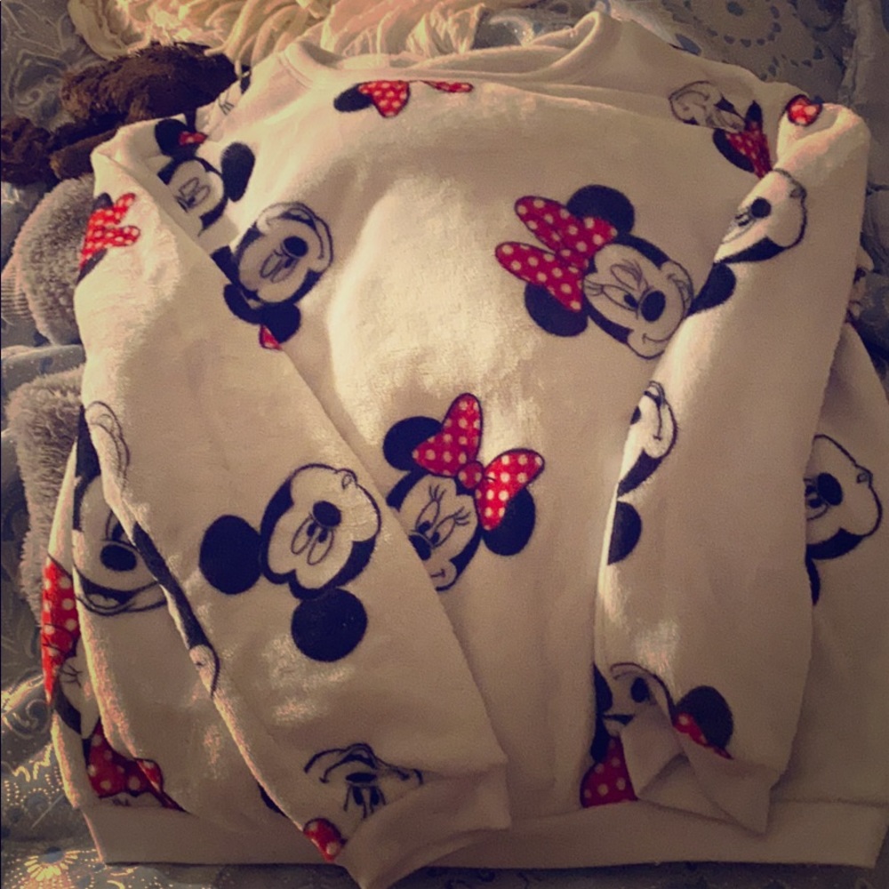 Long sleeve shirt with Mickey and Minnie on it
